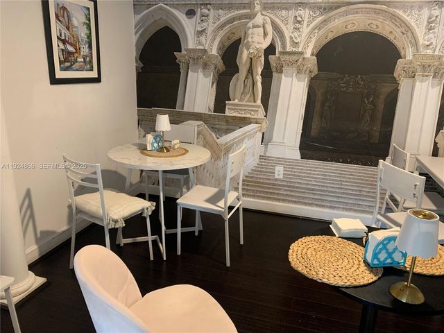 1239 Alton Rd, Miami Beach, FL 33139