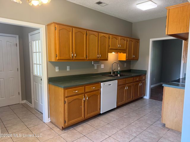 7051 Maplewood Road, Olive Branch, MS 38654