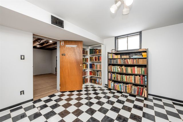 5159 Norman Road, Saint Joseph, MI 49085