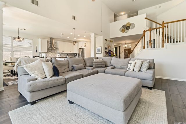 906 Desert Blf, San Antonio, TX 78258