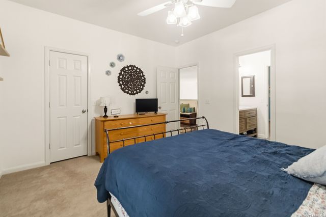 906 Desert Blf, San Antonio, TX 78258