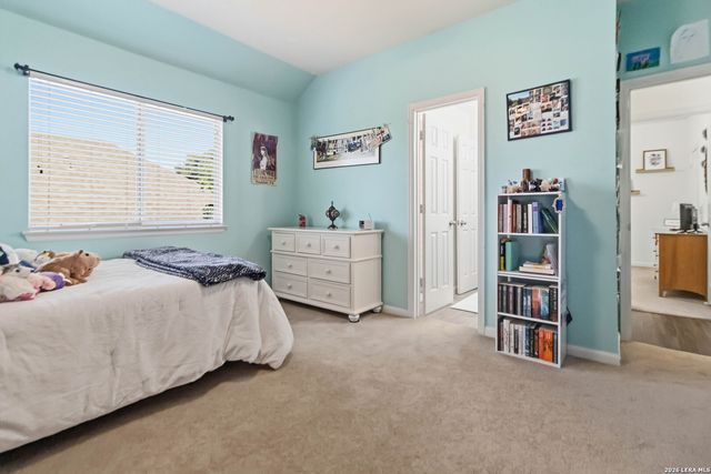 906 Desert Blf, San Antonio, TX 78258