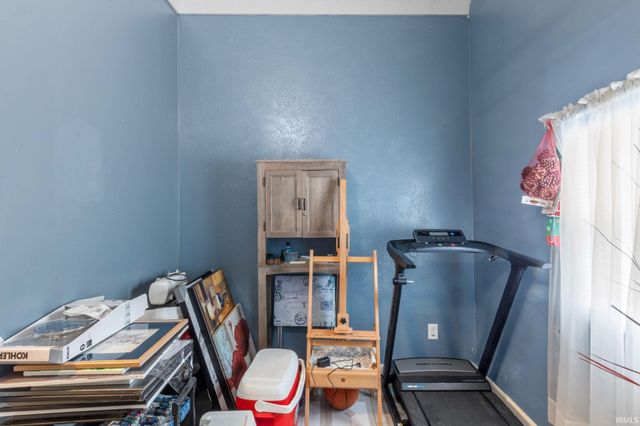 57834 County Road 9, Elkhart, IN 46517