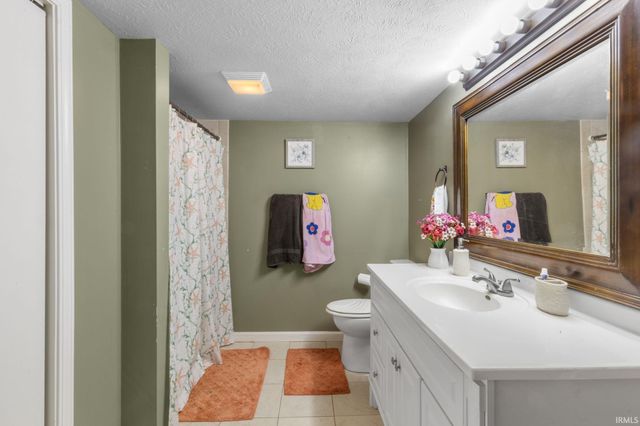 57834 County Road 9, Elkhart, IN 46517