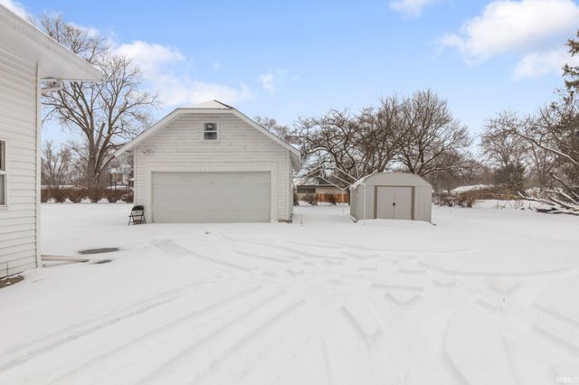 57834 County Road 9, Elkhart, IN 46517