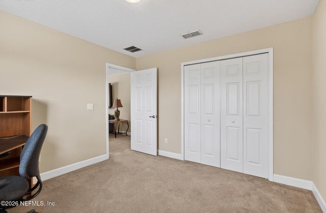 1033 SOUTHERN HILLS Drive, Orange Park, FL 32065