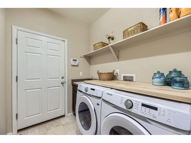 42384 Forest Oaks Dr, Elizabeth, CO 80107