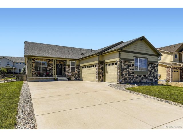 42384 Forest Oaks Dr, Elizabeth, CO 80107