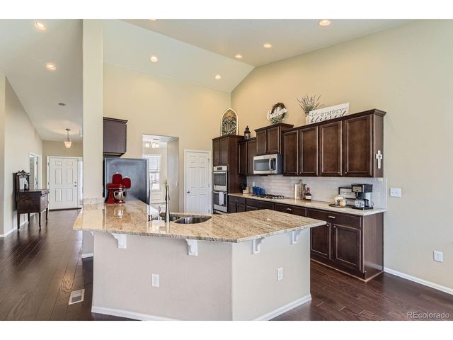 42384 Forest Oaks Dr, Elizabeth, CO 80107