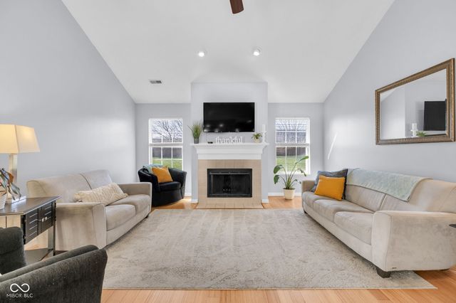 3878 Cornwallis Lane, Carmel, IN 46032