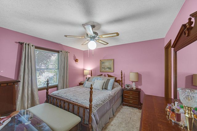 6686 Federal Avenue, Portage, IN 46368