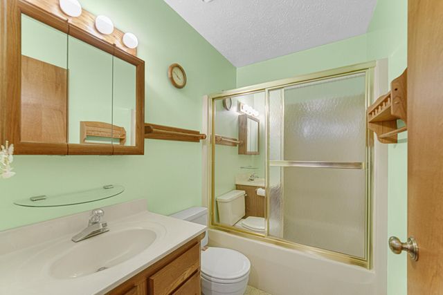 6686 Federal Avenue, Portage, IN 46368