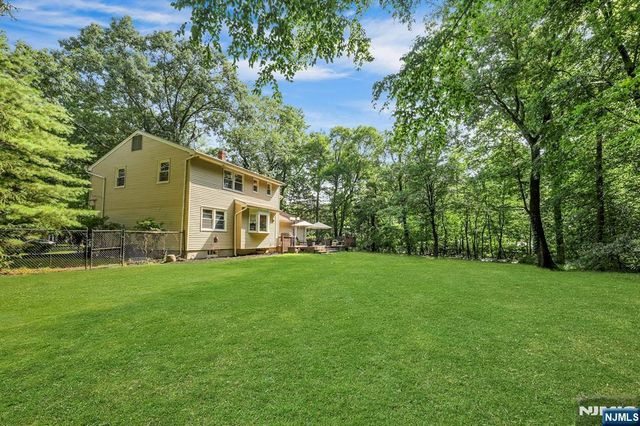44 Sunrise Drive, Montvale, NJ 07645