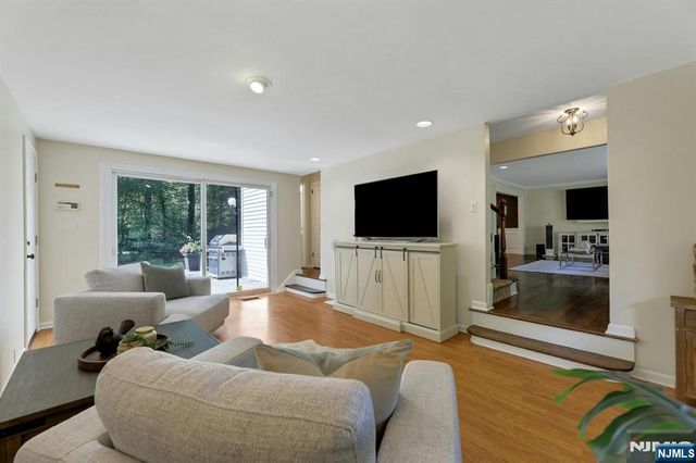 44 Sunrise Drive, Montvale, NJ 07645