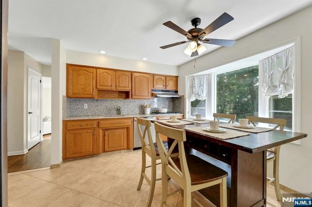44 Sunrise Drive, Montvale, NJ 07645
