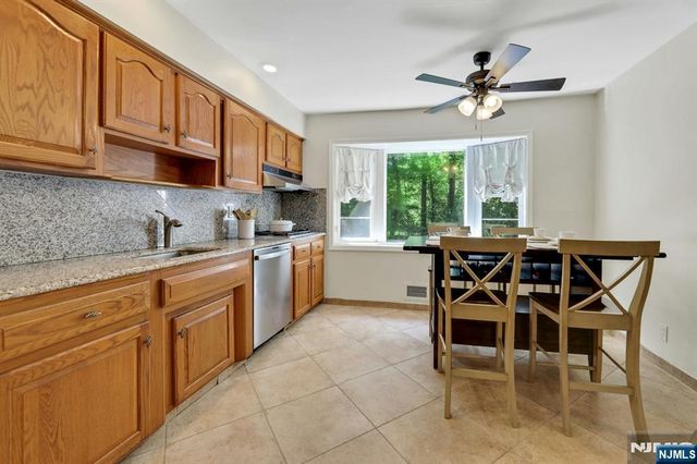 44 Sunrise Drive, Montvale, NJ 07645