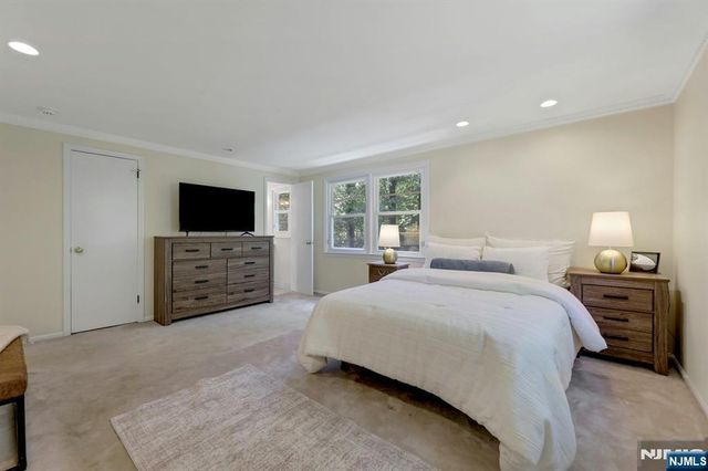 44 Sunrise Drive, Montvale, NJ 07645