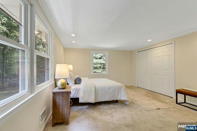 44 Sunrise Drive, Montvale, NJ 07645