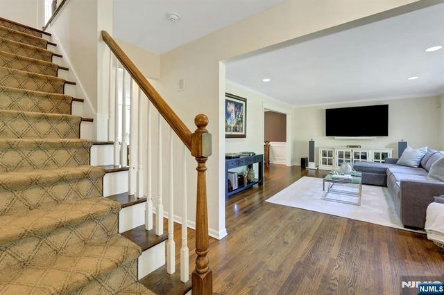 44 Sunrise Drive, Montvale, NJ 07645