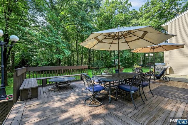 44 Sunrise Drive, Montvale, NJ 07645