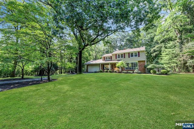 44 Sunrise Drive, Montvale, NJ 07645