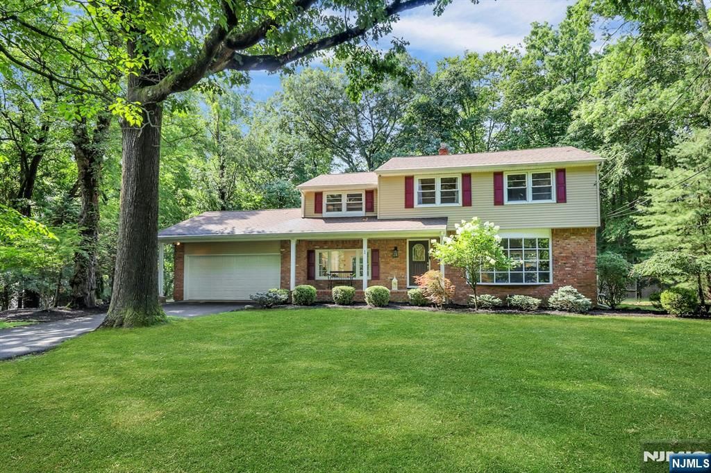 44 Sunrise Drive, Montvale, NJ 07645