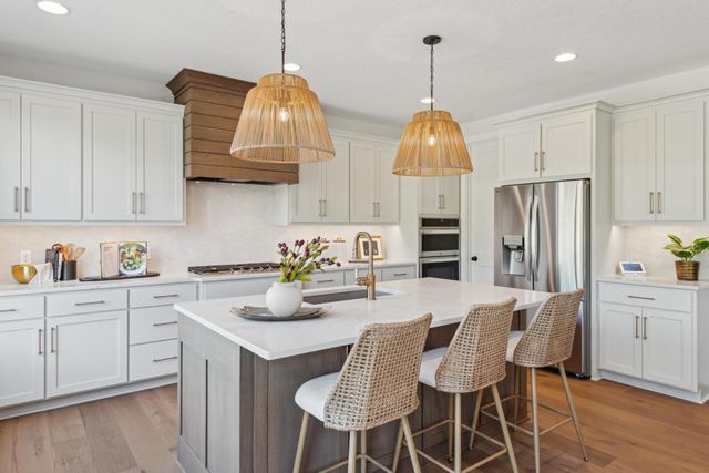18003 101st Place N, Maple Grove, MN 55311