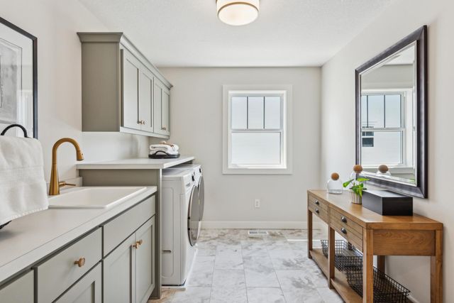 18003 101st Place N, Maple Grove, MN 55311