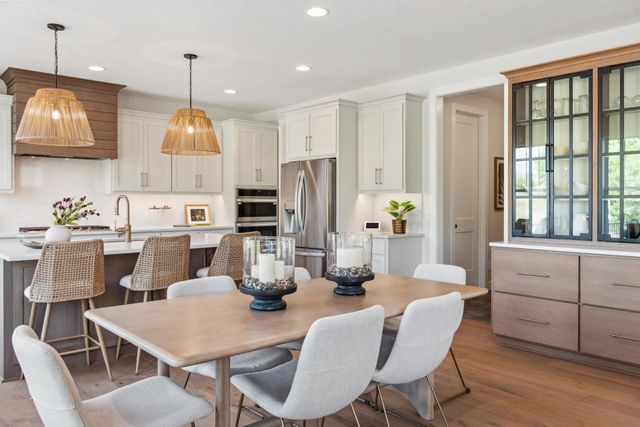 18003 101st Place N, Maple Grove, MN 55311