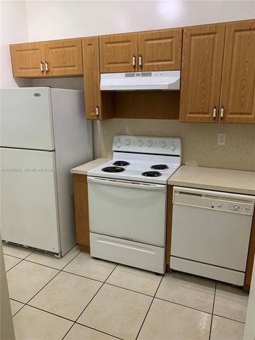 1250 SE 29th St 205-58, Homestead, FL 33035