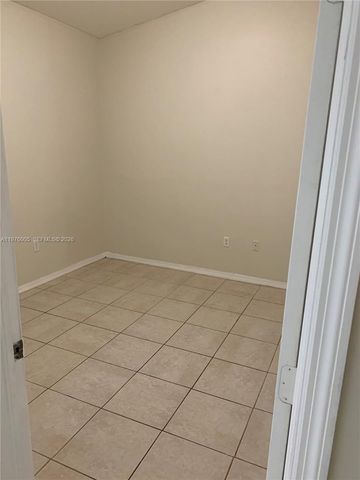 1250 SE 29th St 205-58, Homestead, FL 33035