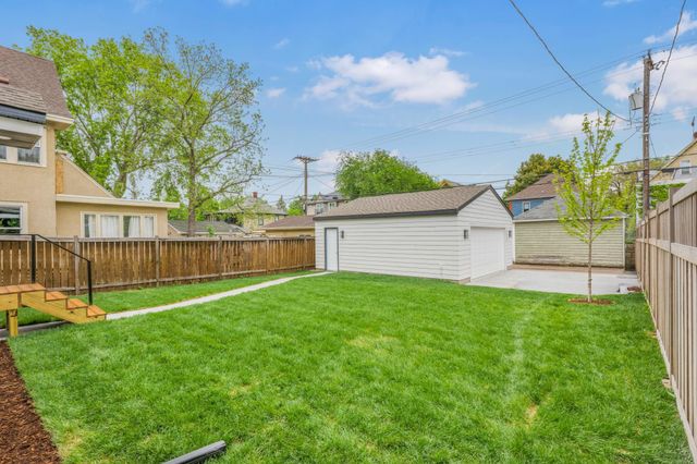 3213 Holmes Avenue S, Minneapolis, MN 55408