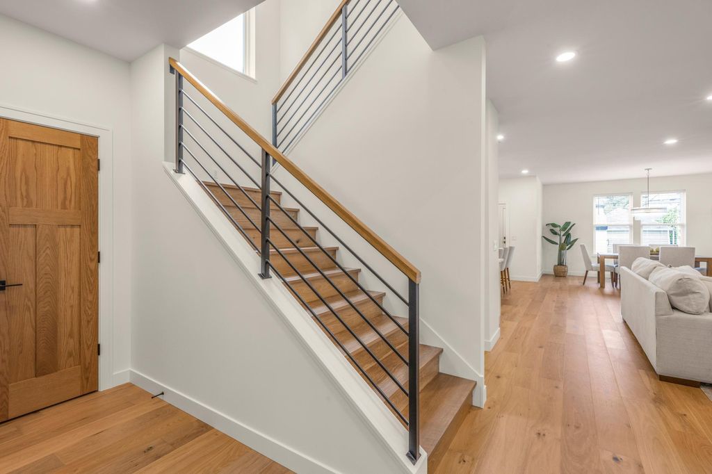 3213 Holmes Avenue S, Minneapolis, MN 55408 — photo 3