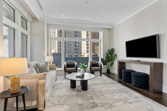 9 W Walton Street 702, Chicago, IL 60610