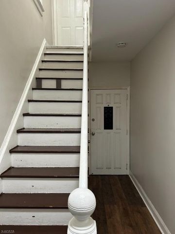 374 Mechanic St, City Of Orange Twp., NJ 07050