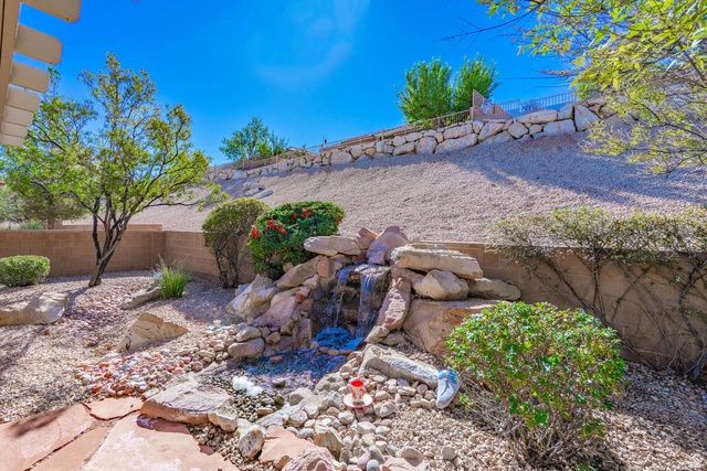 1695 W GARNET DR, St. George, UT 84790
