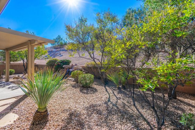 1695 W GARNET DR, St. George, UT 84790