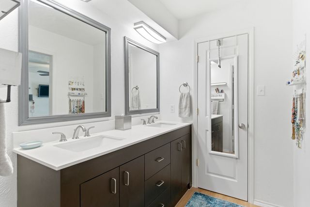 19 Whispering Lane, Hickory Creek, TX 75065