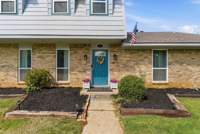 19 Whispering Lane, Hickory Creek, TX 75065