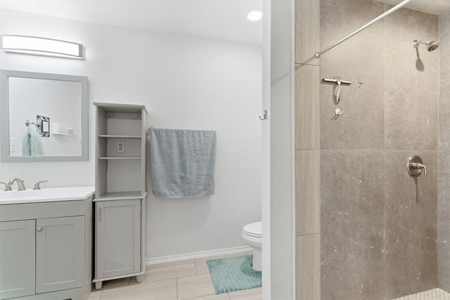 19 Whispering Lane, Hickory Creek, TX 75065