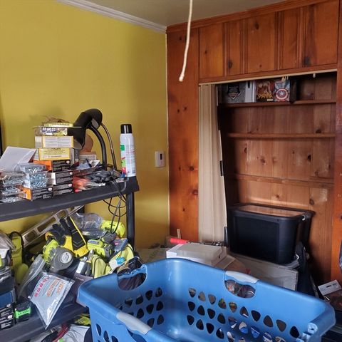 27 Halborn St, Boston, MA 02126