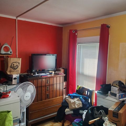 27 Halborn St, Boston, MA 02126
