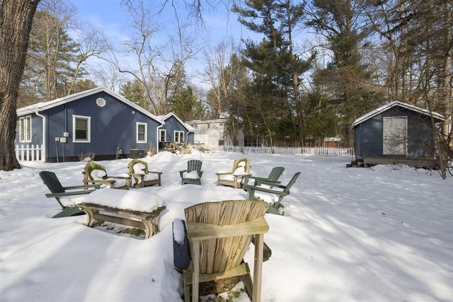 12199 Linden Avenue, Sawyer, MI 49125