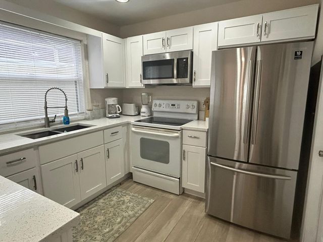 1136 Staghorn Street, Wellington, FL 33414