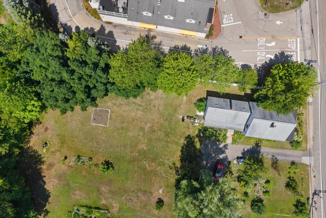 114 LONDONDERRY Turnpike, Manchester, NH 03104