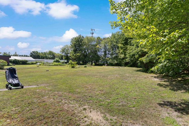 114 LONDONDERRY Turnpike, Manchester, NH 03104