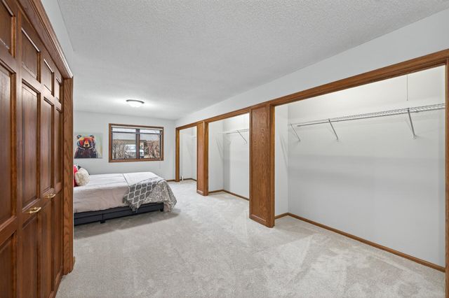 11245 57th Avenue N, Plymouth, MN 55442