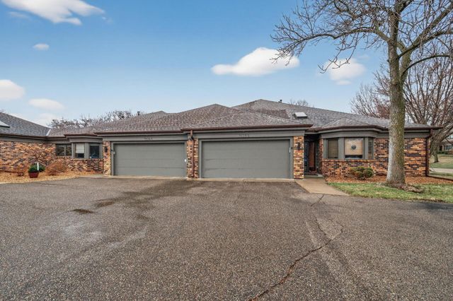 11245 57th Avenue N, Plymouth, MN 55442
