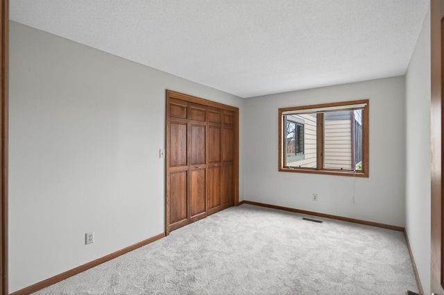 11245 57th Avenue N, Plymouth, MN 55442