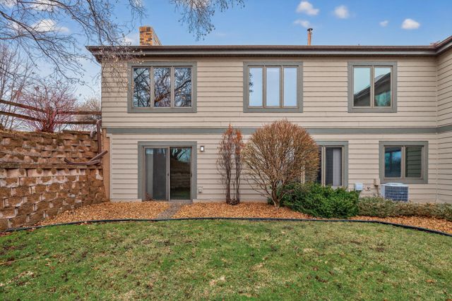 11245 57th Avenue N, Plymouth, MN 55442